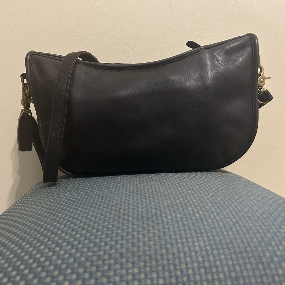 Coach 4040 Black Leather Large Swinger bag